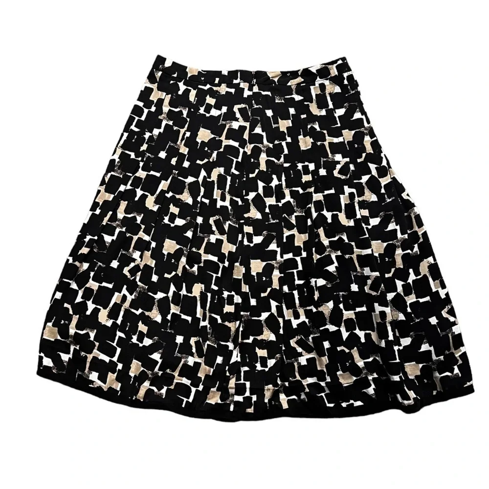 White House Black Market A-Line Patterned Skirt Size 2